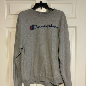 Champion - crewneck - grey - sz large